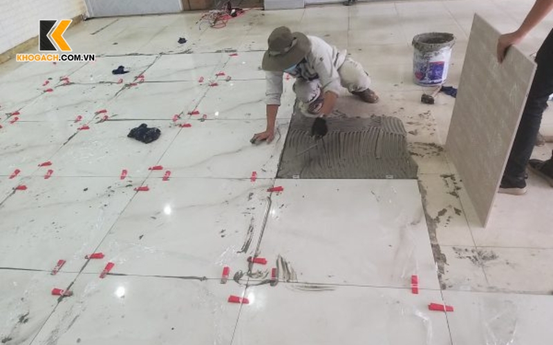 Gạch lát nền 80x80 là gì?