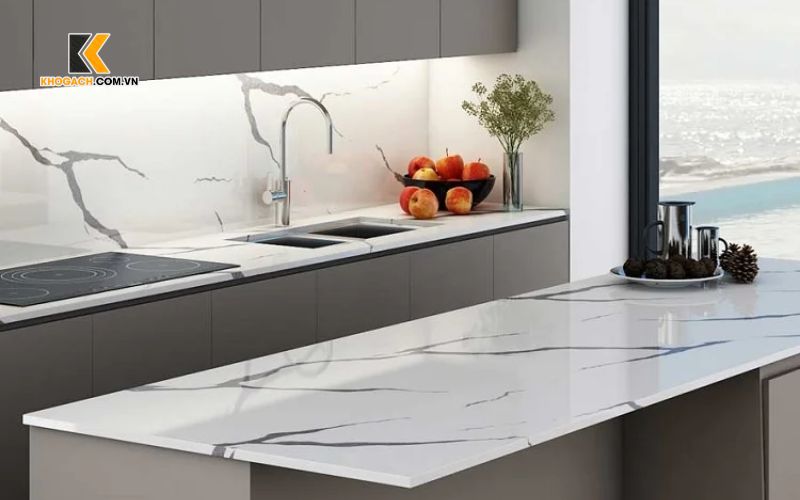 Gạch vân đá ốp mặt bàn bếp
